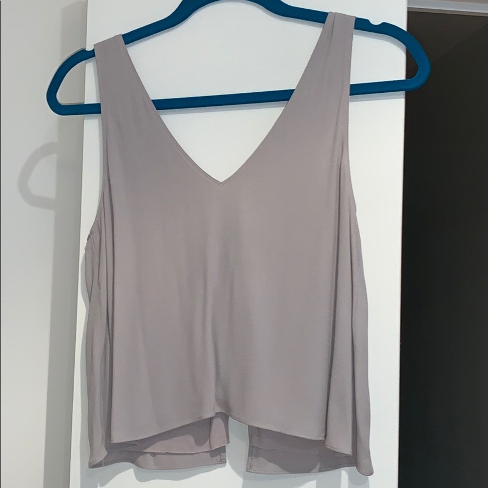 Aritzia Wilfred Free tank top